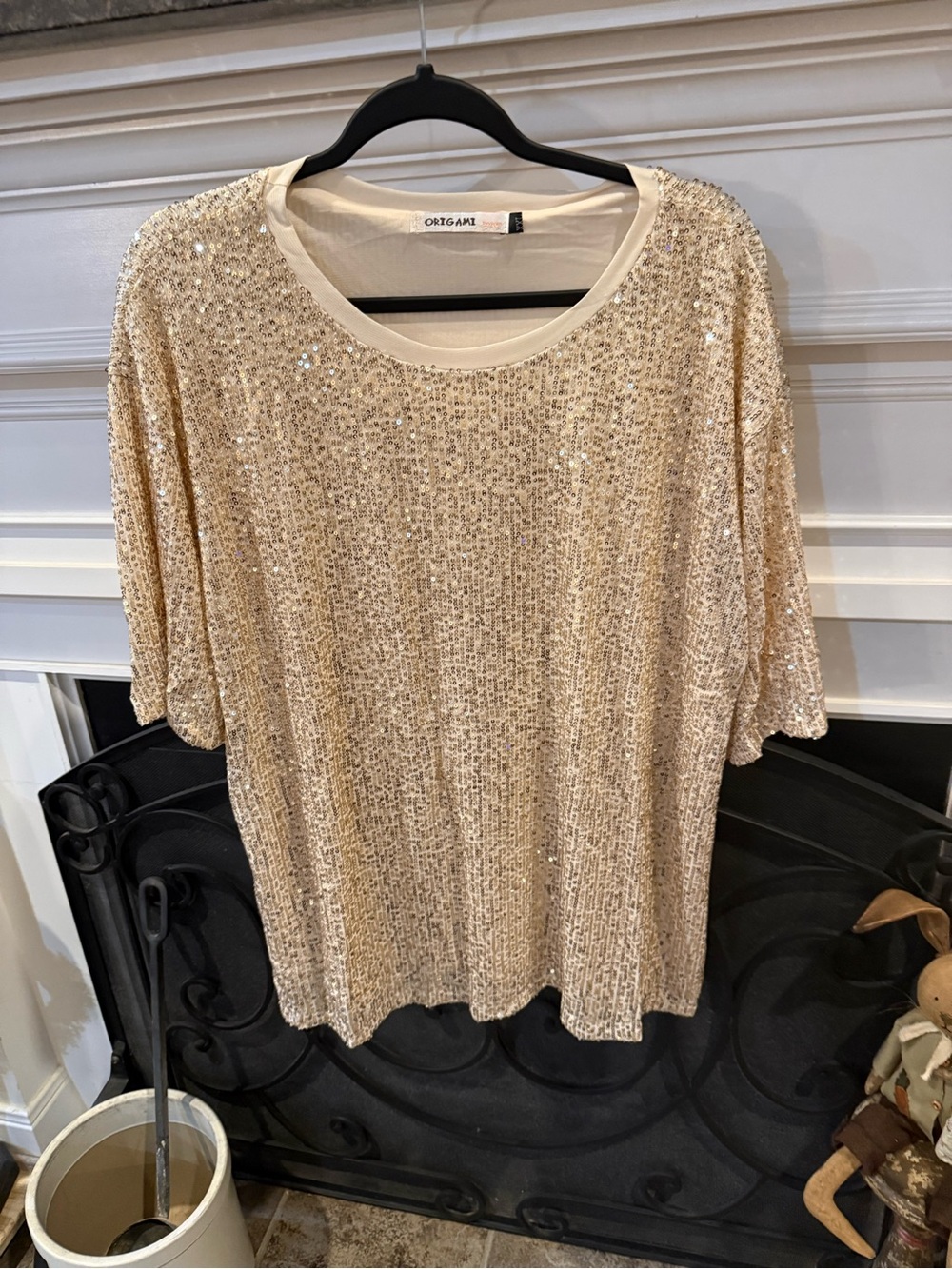 NWOT Origami Gold Sequin Short-Sleeve Tee